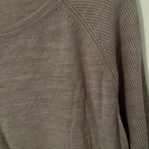 Sweet Romeo Sweater - Picture 4 of 6